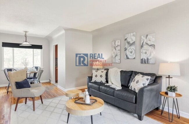 Foto del edificio - 1610 Xanthia St