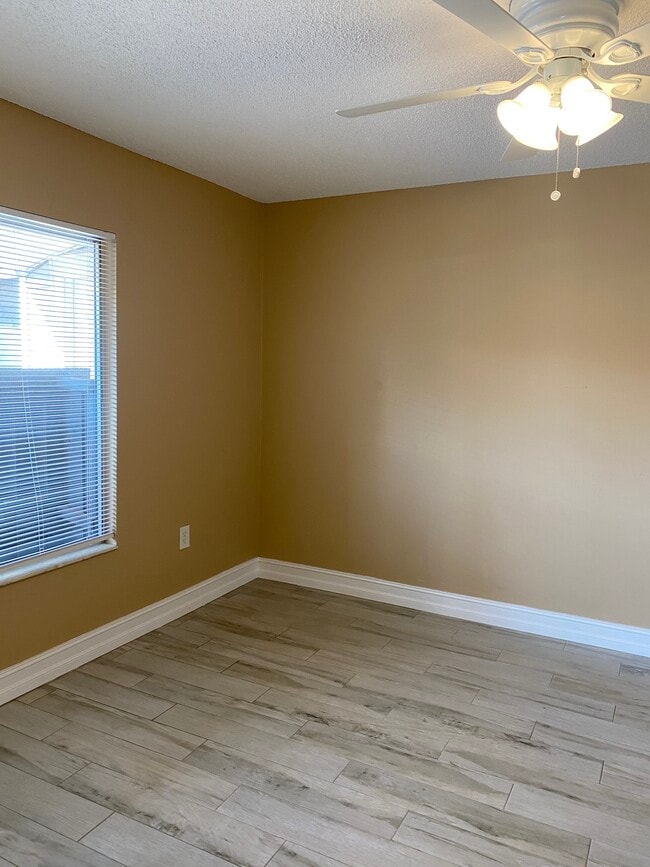 Building Photo - 525 Heatherton Vlg