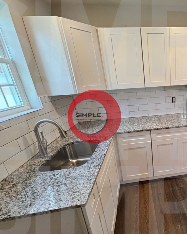 Photo - Huge 3 bedroom 1.5 bath fully renovated House