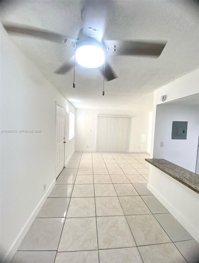 Foto del edificio - 850 SW 74th Terrace