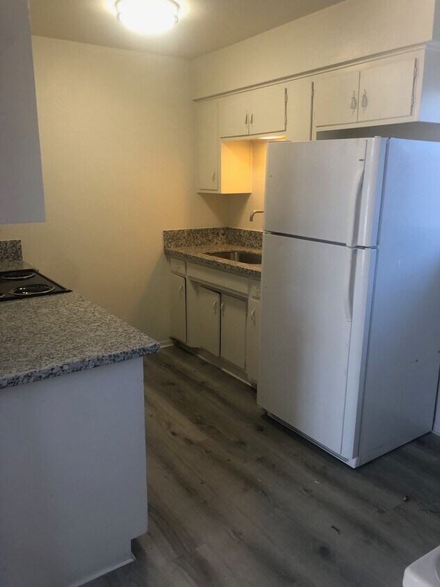 Foto principal - 2575 Sherwood St