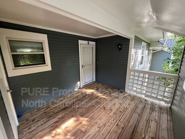 Foto del edificio - 300 E Park Ave