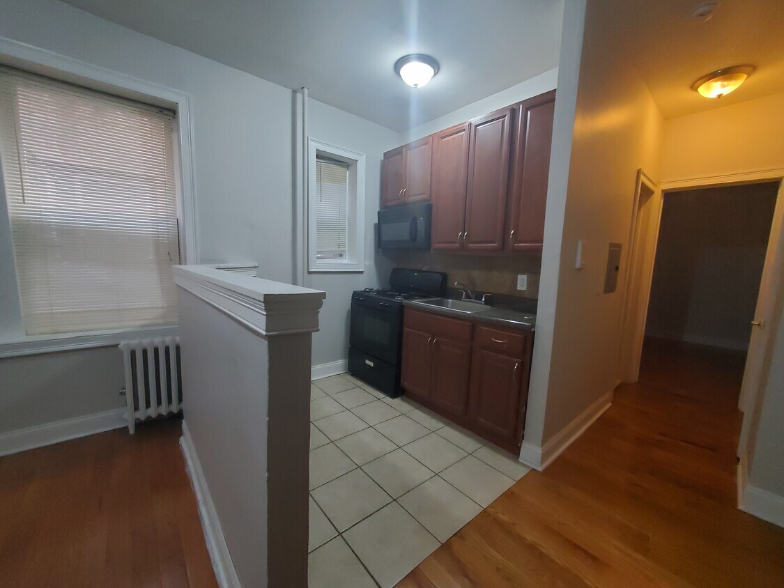 134 Corbin Ave Unit 303, Jersey City, NJ 07306 Apartments in Jersey