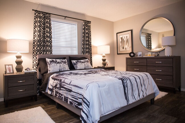 Building Photo - Brooks Crossing Apartments