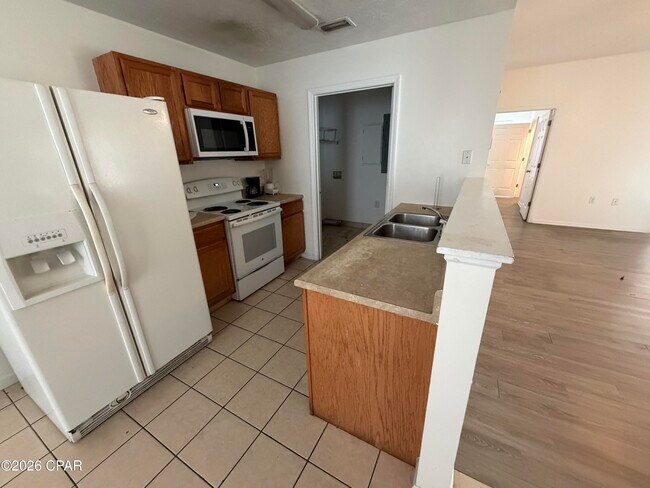 Foto del edificio - 9117 Laird St