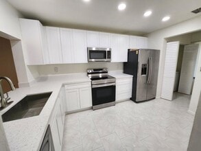 Building Photo - 903 NW 79th Terrace