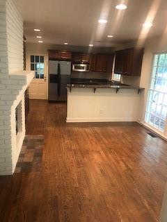 Foto del edificio - 3956 Ivy Rd NE