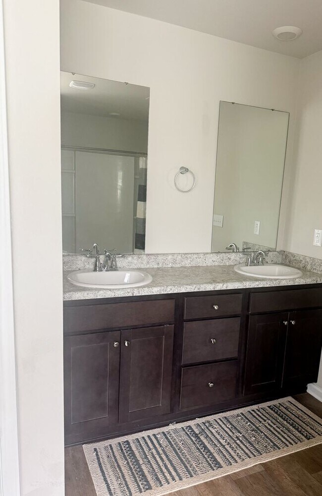 Foto del edificio - Spacious 4-Bedroom Home for Rent in St. Martin, MS!**