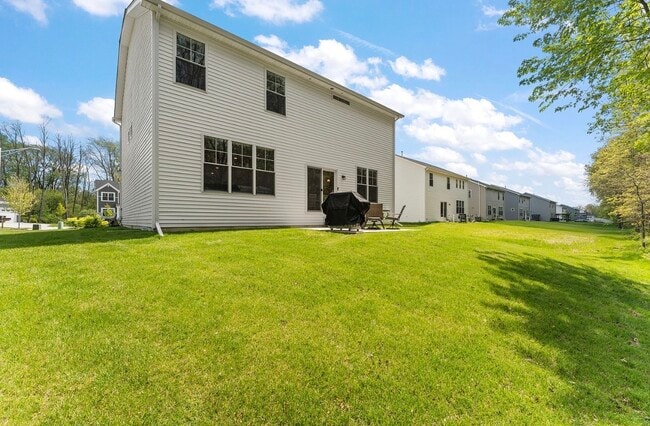 Building Photo - 2304 Dunewood St