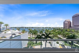 Building Photo - 529 S Flagler Dr