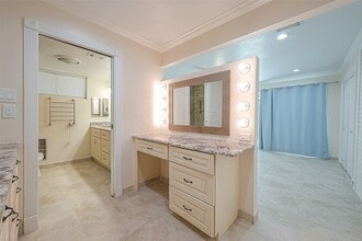 Building Photo - 3019 Stoney Brook Dr