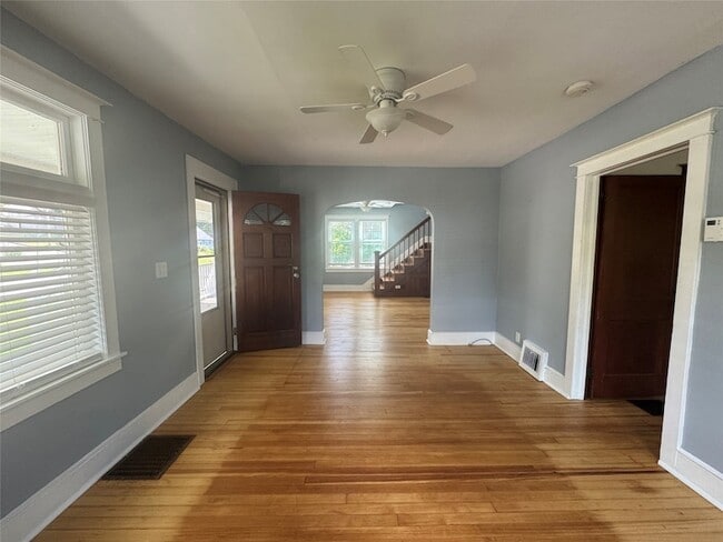 Building Photo - 45 Kattelville Rd