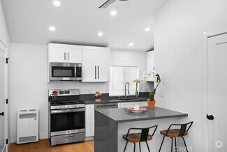Building Photo - 274 Cliff Dr