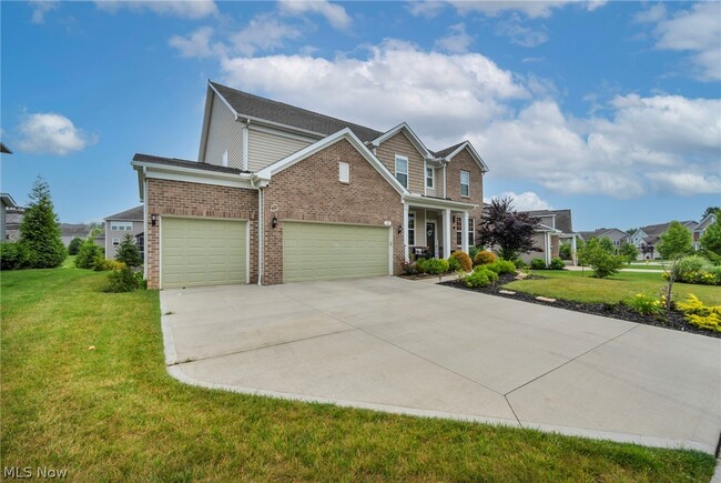 Building Photo - 172 Harvester Dr