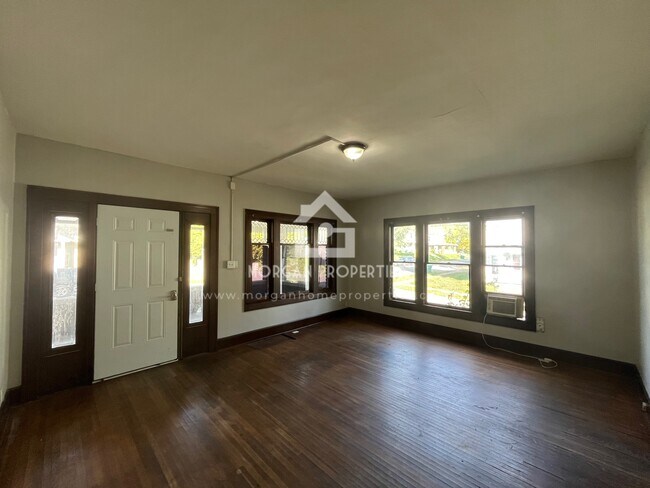 Foto del edificio - 228 N 11th St