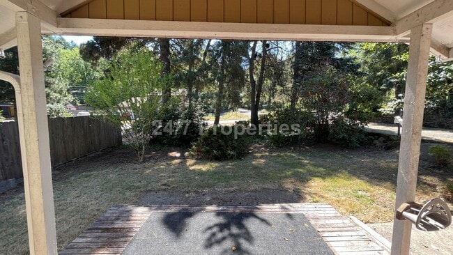 Foto del edificio - 2 Primary Suites + Huge Yard in Markham - ...