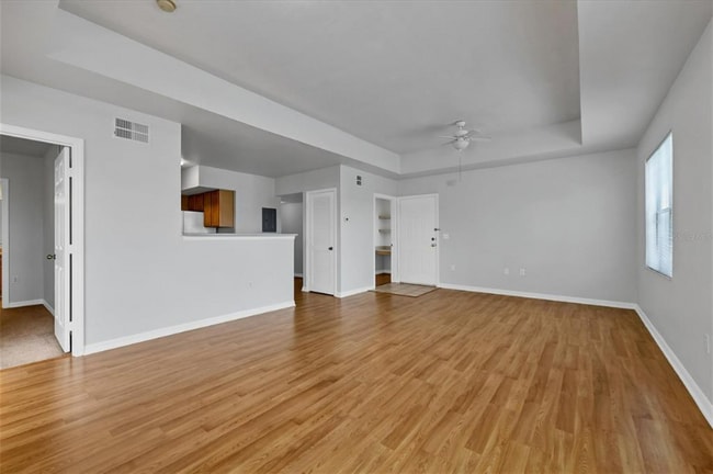 Building Photo - 1010 Villagio Cir