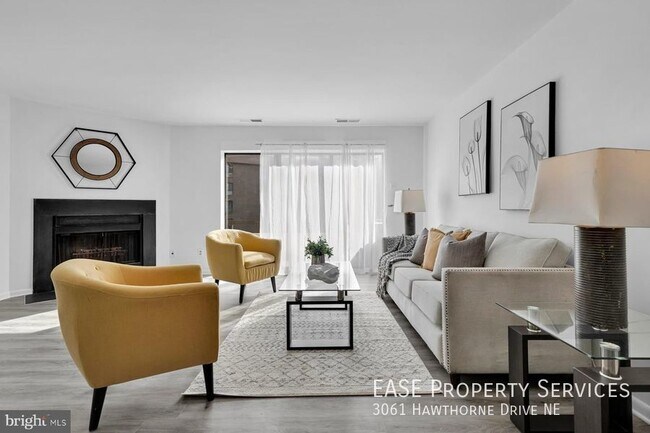 Foto del edificio - 3061 Hawthorne Dr NE