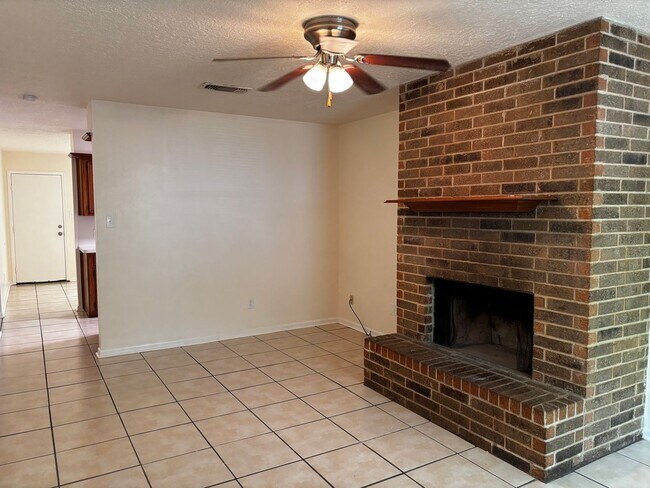 Foto del edificio - 2 bedroom 2 bath