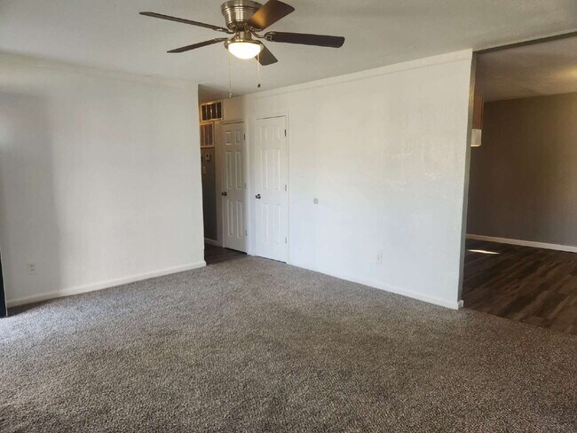 Foto del edificio - Charming 3-Bedroom Gem in Cahokia Heights!