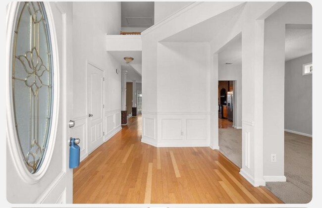 Building Photo - 2853 Newtons Crest Cir