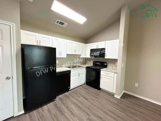Foto del edificio - For Lease: Modern 1BR Oasis in the Heart of Dallas