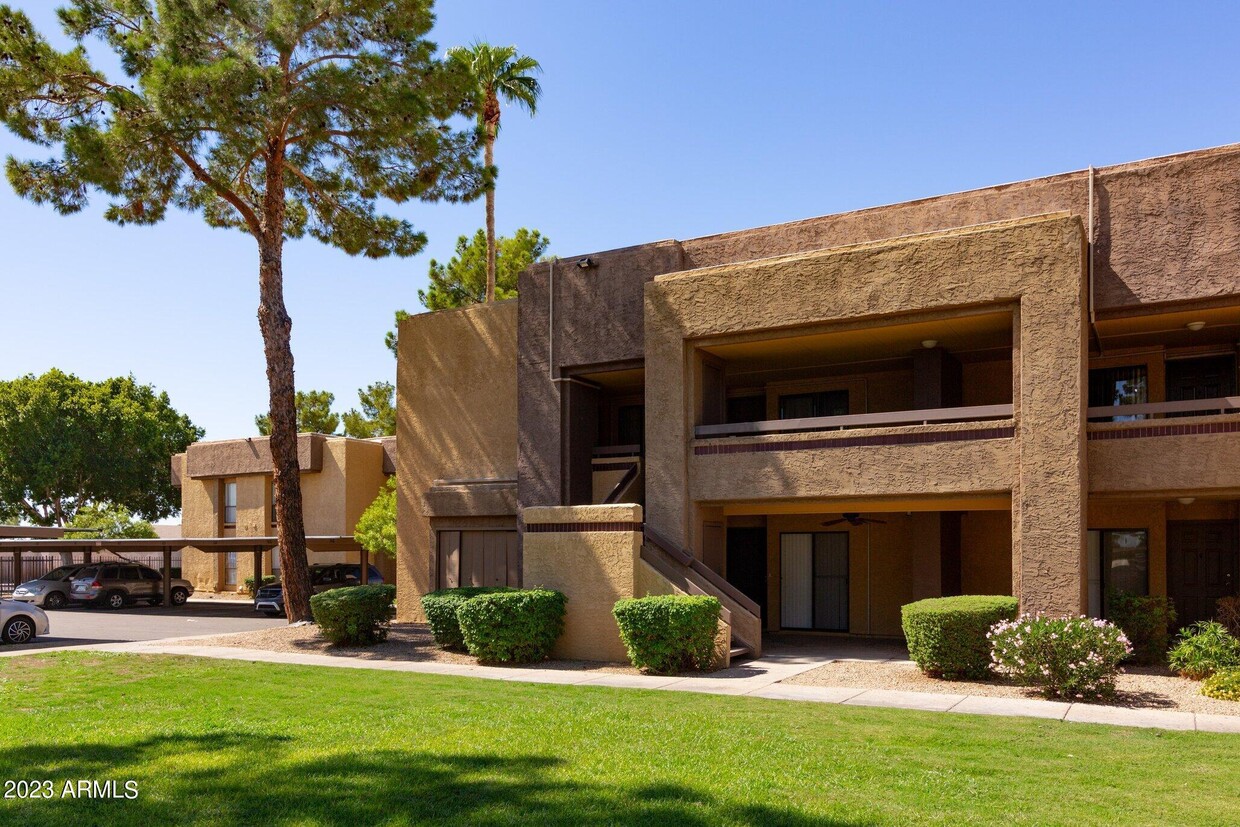 Primary Photo - 3601 W Tierra Buena Ln