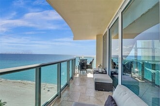 Building Photo - 2501 S Ocean Dr
