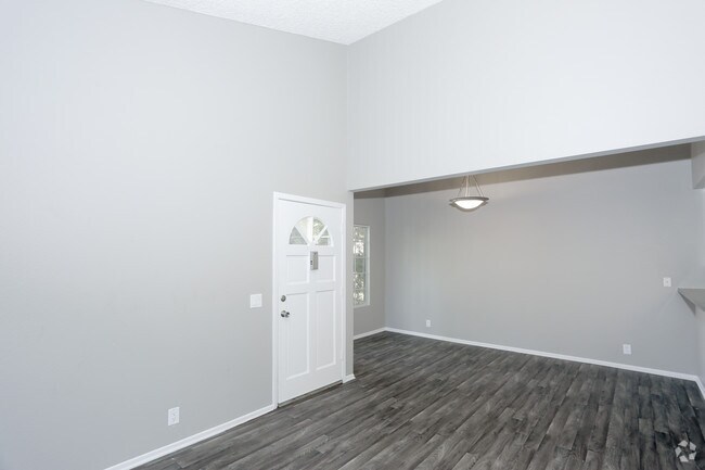 3HAB, 2HAB - 1300 FT² - Harborview