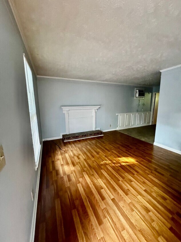 Foto del edificio - 5144-5158 Linbar Dr.