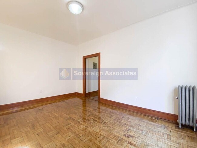 Foto del edificio - 64 West 108th Street