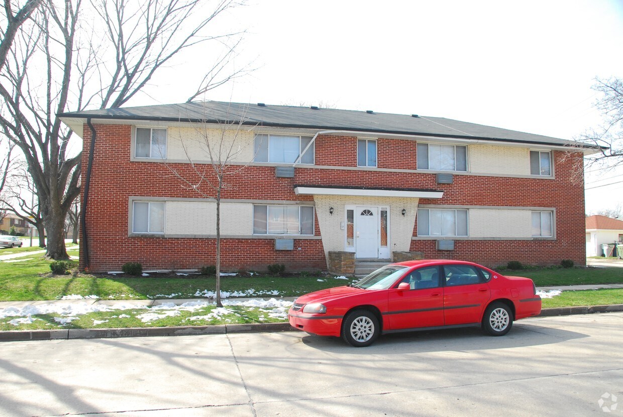 Primary Photo - 4409 N 88th St