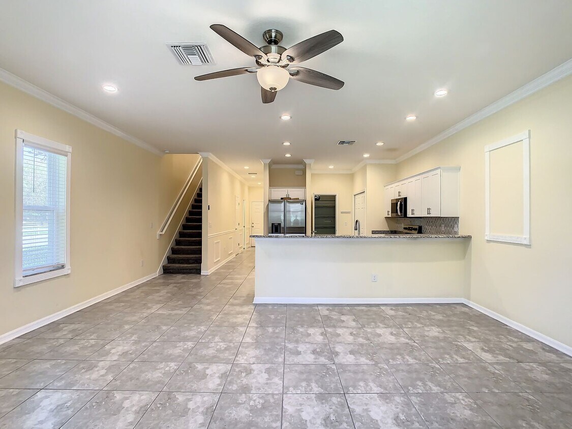 Primary Photo - Beautiful 3/2.5 located in Bradford Manor ...