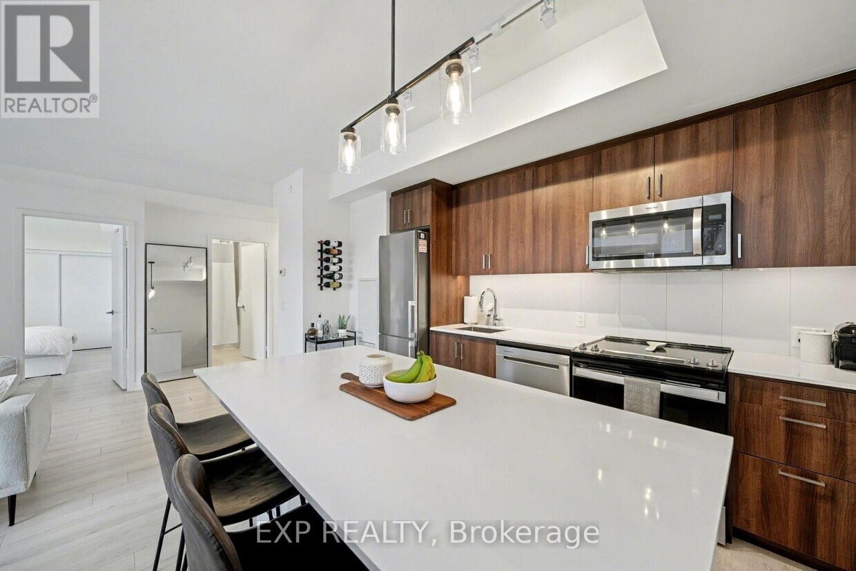 Photo principale - 681 Yonge St