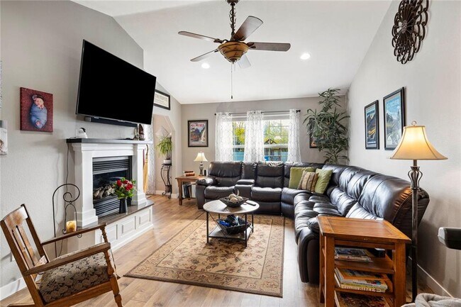 Building Photo - Kalispell Family Home