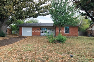Building Photo - 5833 Westhaven Dr