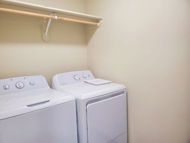 Foto del edificio - 2 bed, 2 bath with great views!