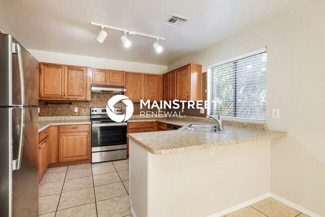 Foto del edificio - 4 Bedroom Pet-Friendly Home in Tucson, AZ ...