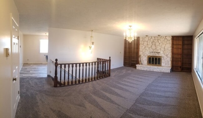 Building Photo - 4 Bed, 3 Bath HOME in Rexburg