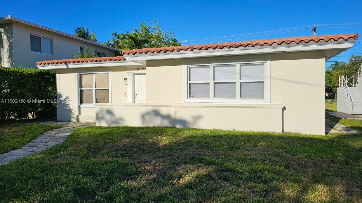 3621 Ponce de Leon Blvd Unit S, Coral Gables, FL 33134 Condo for Rent