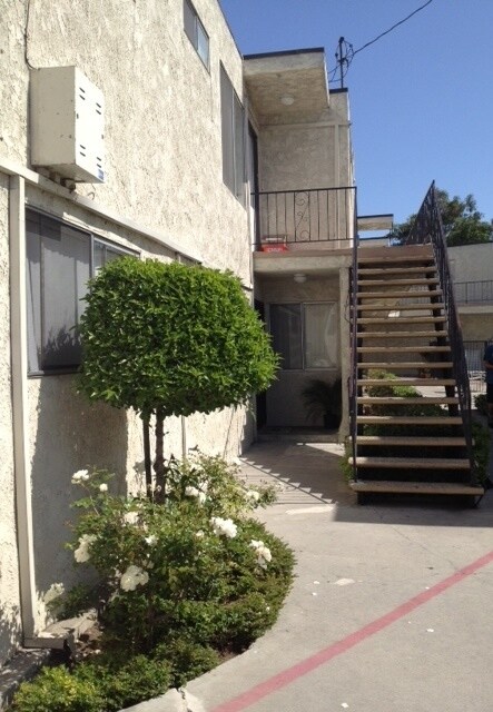 Foto del edificio - 2816 W 182nd St