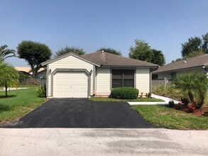 Building Photo - 2555 Bedford Mews Dr