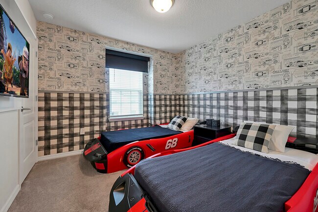 Building Photo - 7435 Oakmoss Loop