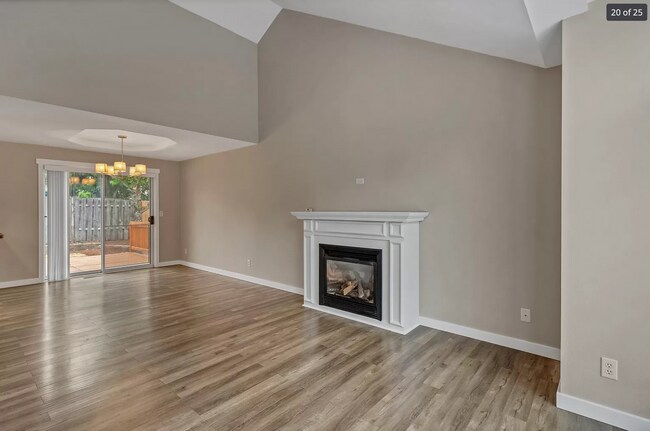 Foto del edificio - Updated 3 Bedroom Home In Wonderful South ...