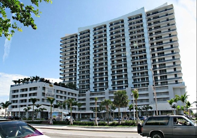 Shoppes at the Lexi - The Lexi
