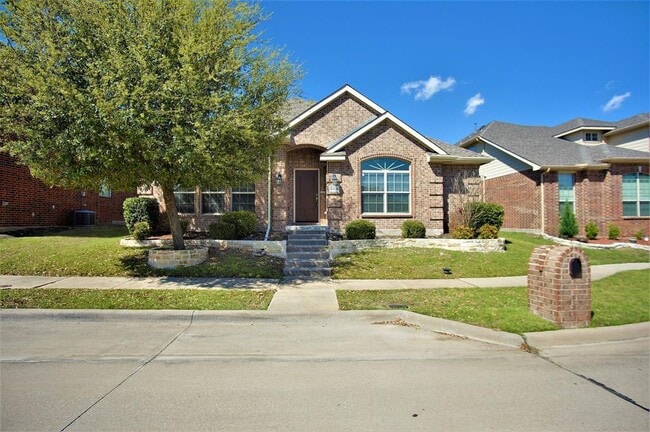 Building Photo - 5804 Chuck Wagon Ln