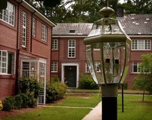 Foto principal - Kinston Oaks Apartments