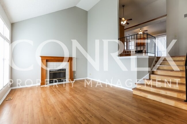 Building Photo - Spacious 5 Bedroom in a Cul De Sac!