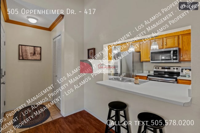 Building Photo - 505 Oppenheimer Dr