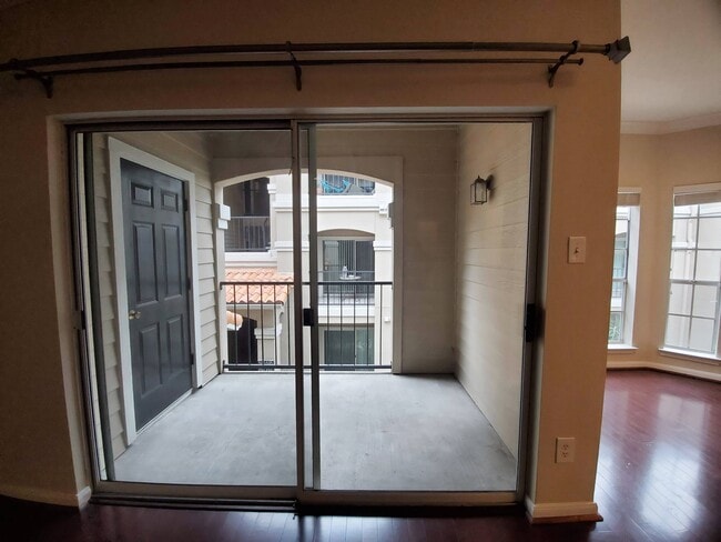 Private balcony with storage closet - 3231 Allen Pkwy